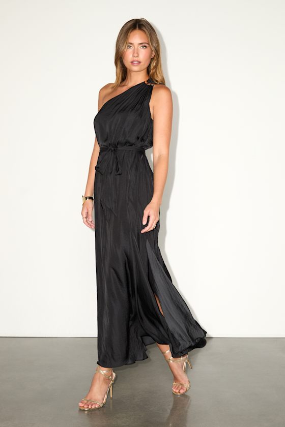 Goddess Aura Light Green Floral Satin One-Shoulder Maxi Dress